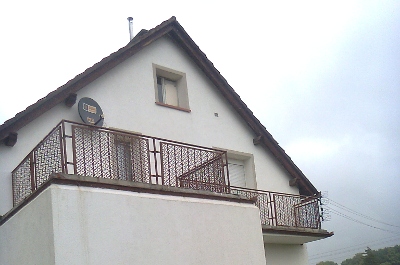 Elewacja budynku - Usługi dekarskie Jelenia Góra